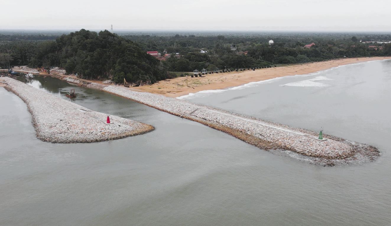 Breakwater 6